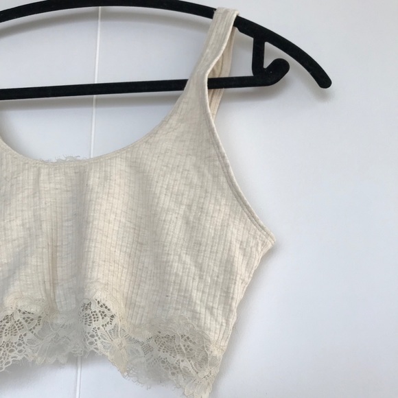 ARIE | LOUNGE BRA TOP | NEW WITH TAGS - Picture 2 of 5